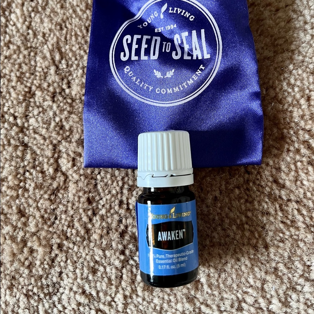 YLEO AWAKEN 5ML ESSENTIAL OIL